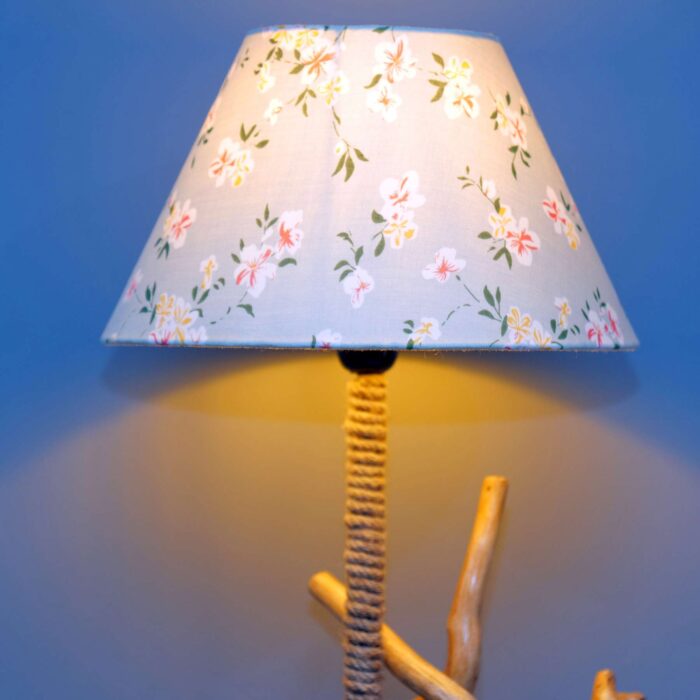 Wooden Tik Lamp