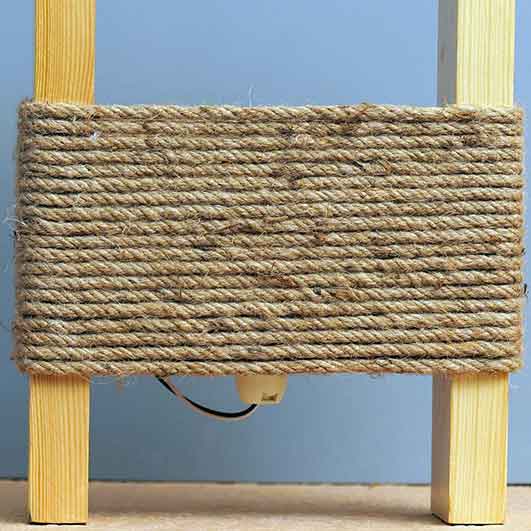 Wooden Countryside Table Lamp